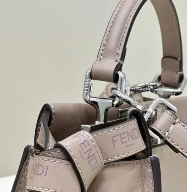Fendi Peekaboo Small Beige - Image 4