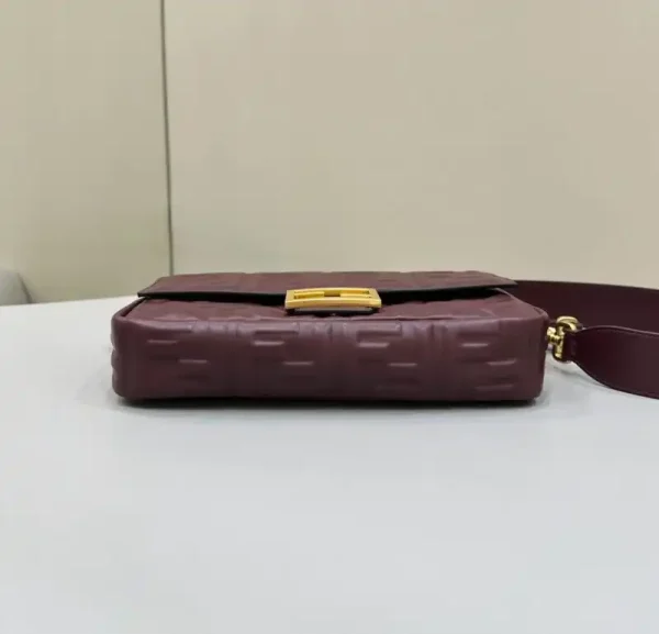 Fendi Baguette Bordeaux - Image 4