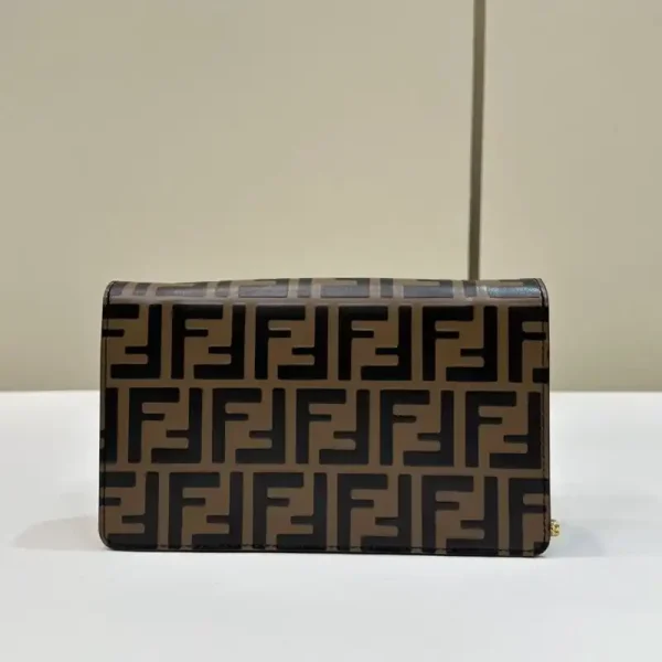 Fendi Baguette Wallet on Chain - Image 4