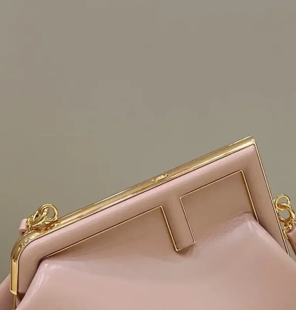 Fendi  First Pink - Image 5