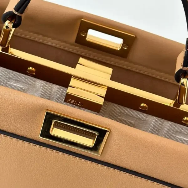 Fendi Peekaboo  Large Light Brown - Image 5