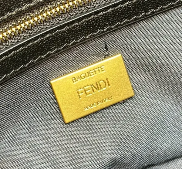 Fendi Baguette Full Leather Black - Image 5