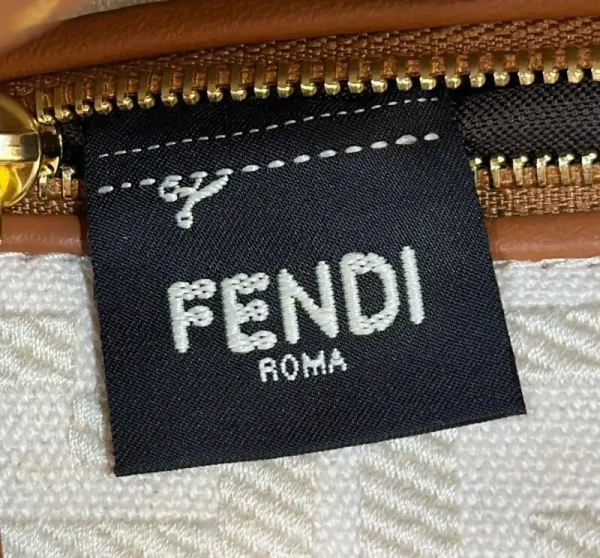 Fendi Peekaboo Medium  Brown - Image 6