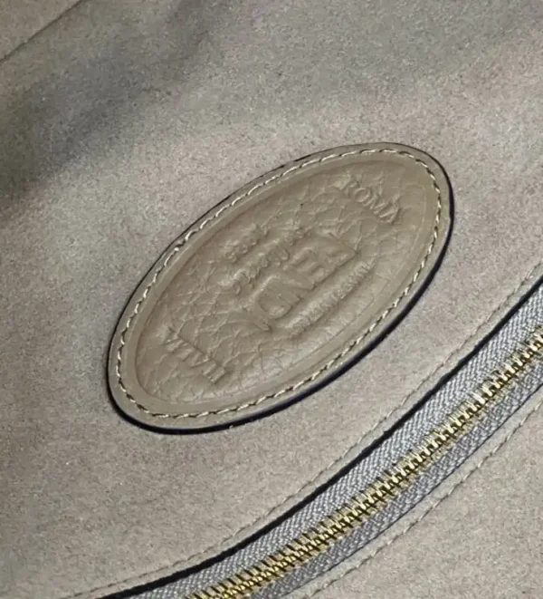 Fendi Baguette Brown Wool - Image 6