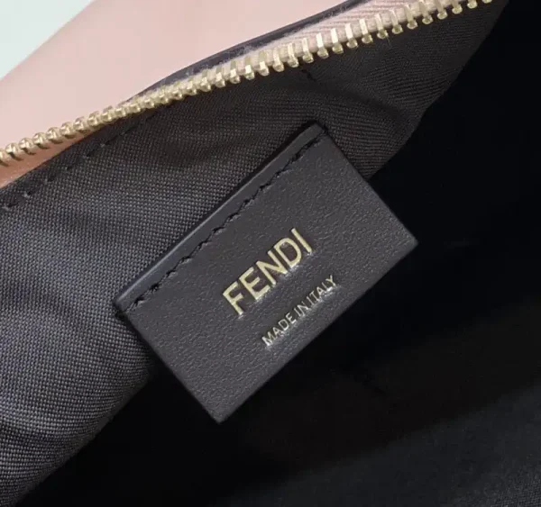 Fendi Fendigraphy Large Light Pink - Image 6