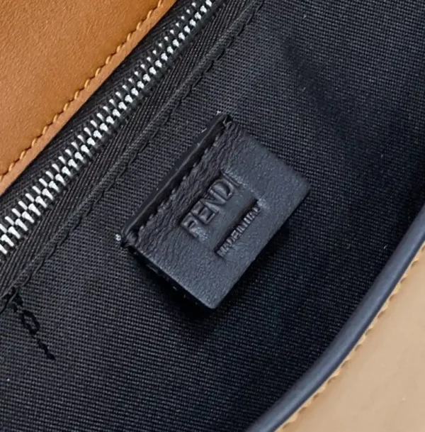 Fendi Baguette Pouch Brown - Image 7