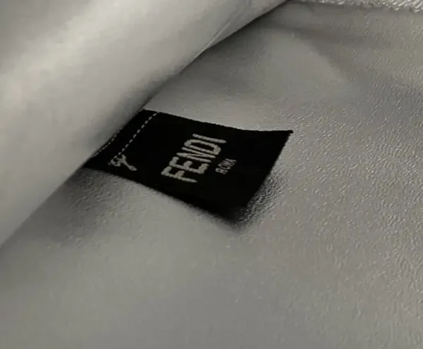 Fendi Peekaboo  Large Silver - Image 8