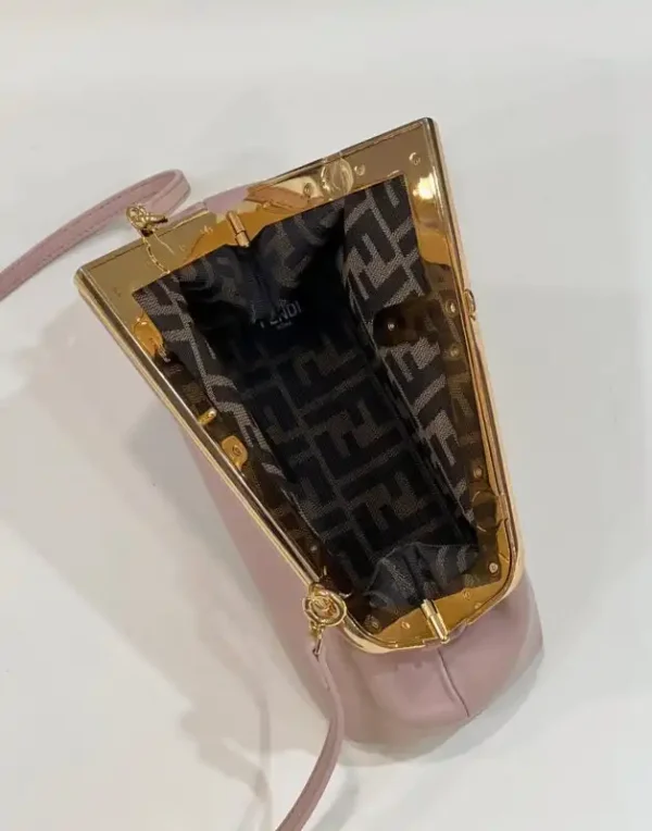 Fendi  First Pink - Image 9