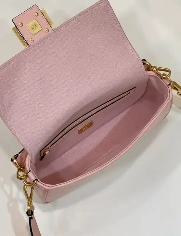 Fendi Baguette FF Pink - Image 8