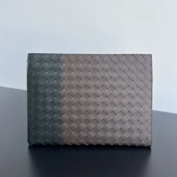 Bottega Veneta Half Zip Clutch - Image 3