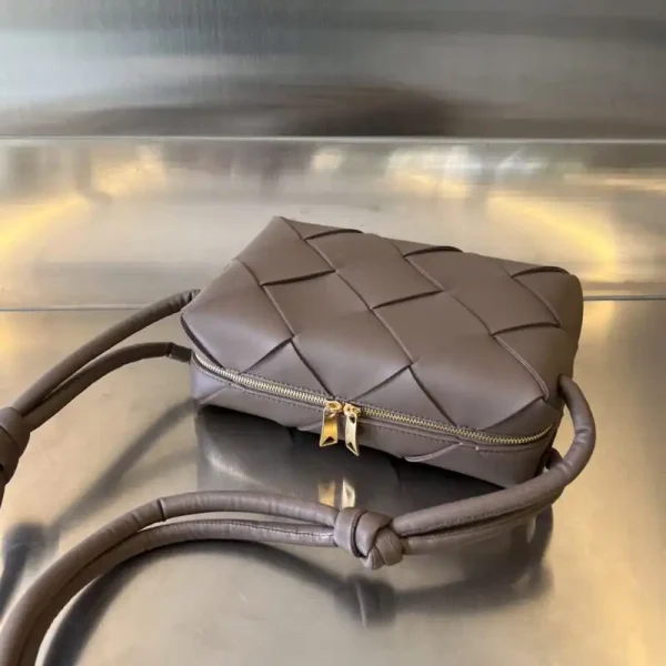 Bottega Veneta Cassette Camera Bag - Image 9