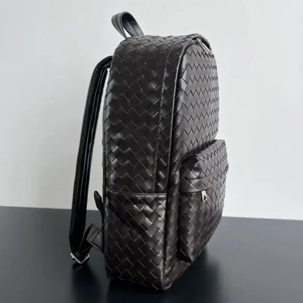 Bottega Veneta Backpack Medium - Image 4