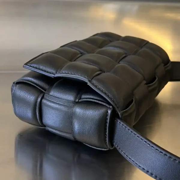 Bottega Veneta  Cassette 2022 - Image 4
