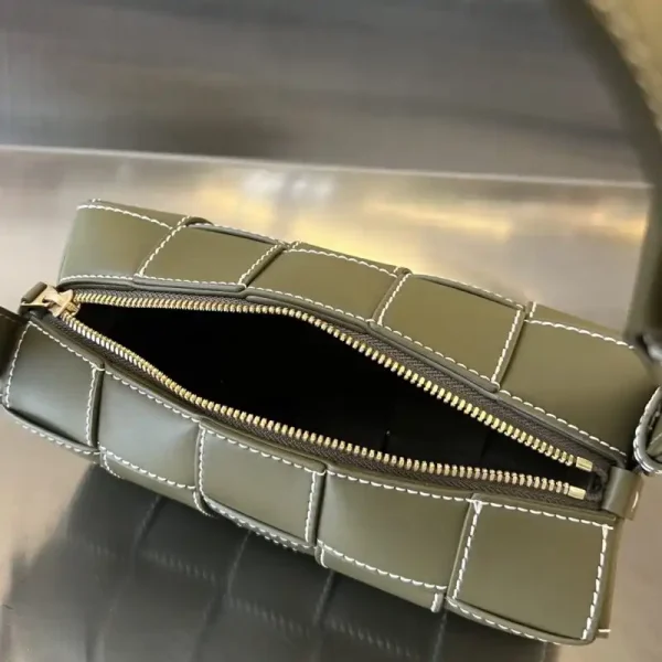 Bottega Veneta  Cassette Brick Small - Image 5