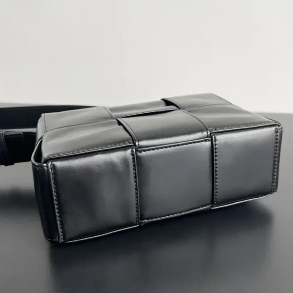 Bottega Veneta Arco Camera Bag - Image 3