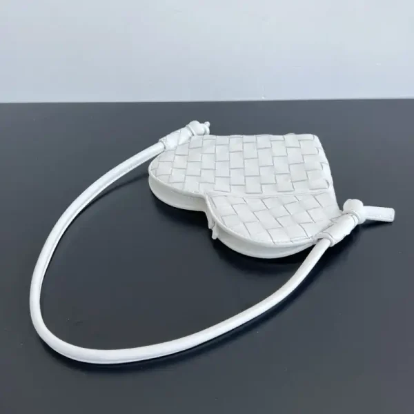 Bottega Veneta Solstice White Heart - Image 8