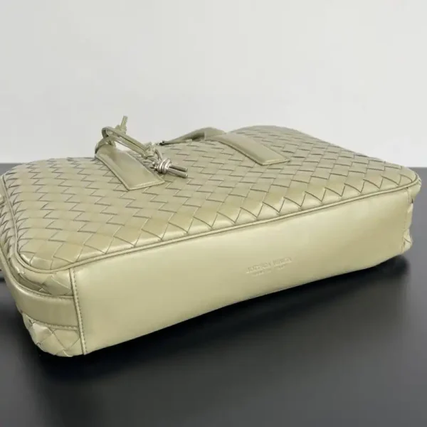 Bottega Veneta Gateway Briefcase Beige - Image 4