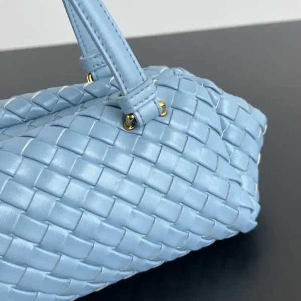 Bottega Veneta Shoulder Bag - Image 7