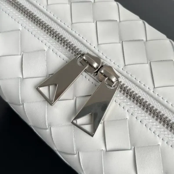 Bottega Veneta Loop Camera Bag - Image 7