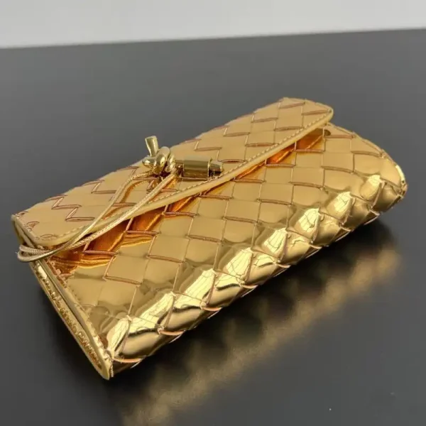Bottega Veneta Andiamo Clutch Wallet - Image 3