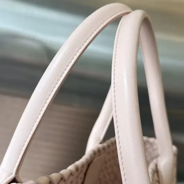 Bottega Veneta  Cabat Tote - Image 6