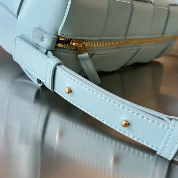 Bottega Veneta  Cassette Brick - Image 5