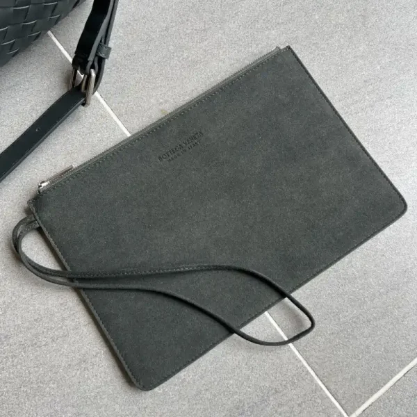 Bottega Veneta Travel Bag Grey - Image 5