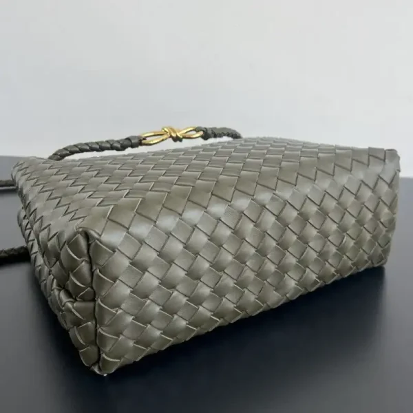 Bottega Veneta Andiamo Medium - Image 6