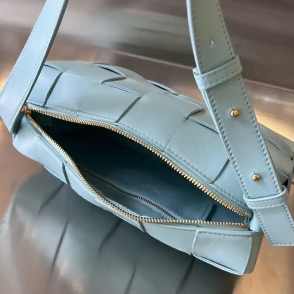 Bottega Veneta  Cassette Brick - Image 6