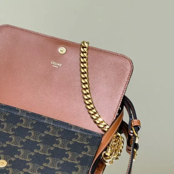 Celine Triomphe Multipochette - Image 6