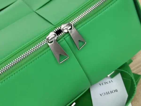 Bottega Veneta Arco Backpack - Image 4