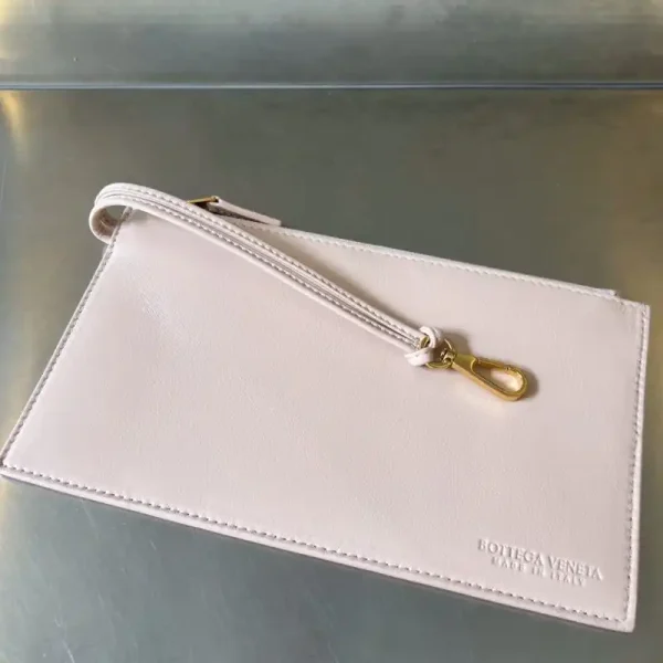 Bottega Veneta  Cabat Tote - Image 9