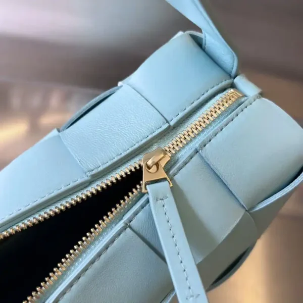 Bottega Veneta  Cassette Brick - Image 7