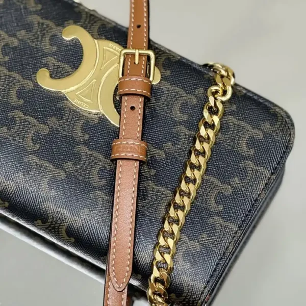 Celine Triomphe Multipochette - Image 7