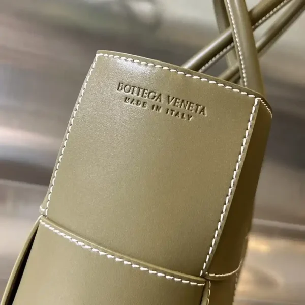 Bottega Veneta Arco Tote Milk Tea - Image 8