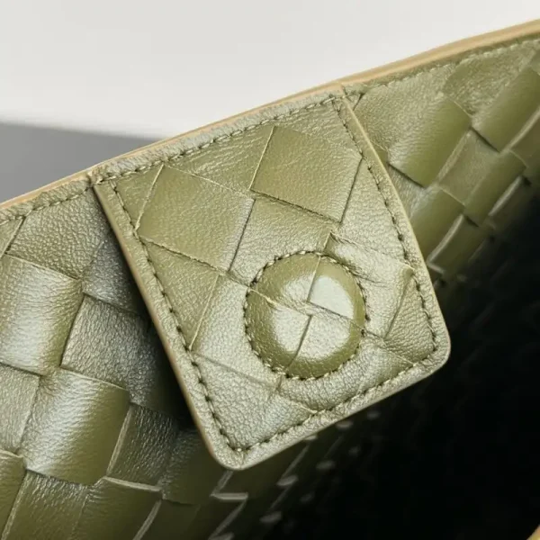 Bottega Veneta Parachute Large - Image 9