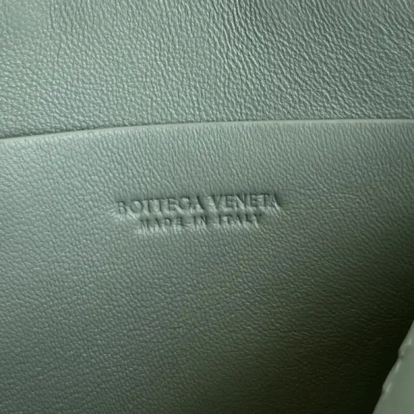 Bottega Veneta Concert Pouch - Image 9