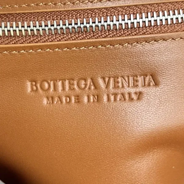 Bottega Veneta Cassette 2.0 Brown - Image 9