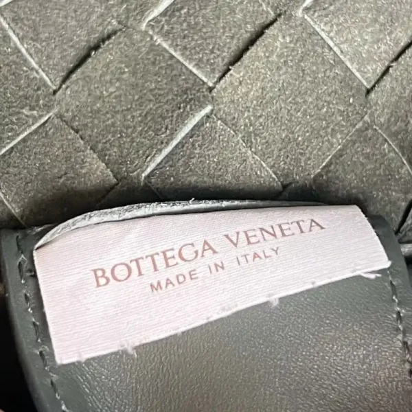 Bottega Veneta Travel Bag Grey - Image 9