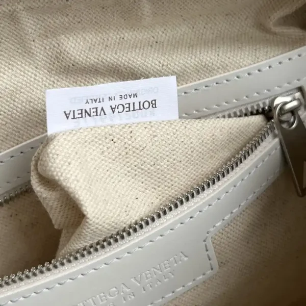 Bottega Veneta Loop Camera Bag - Image 9
