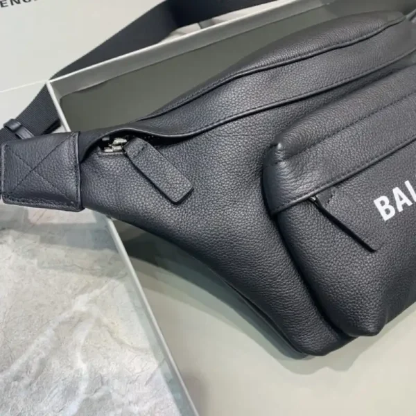 Balenciaga Everyday Bag Black - Image 7