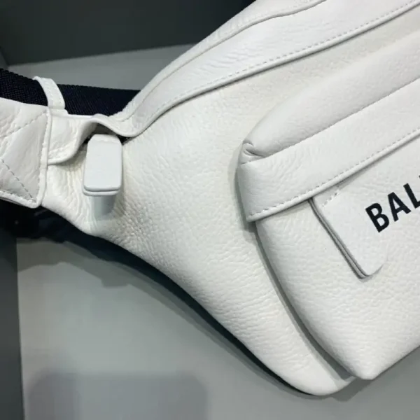Balenciaga Everyday Bag White - Image 7