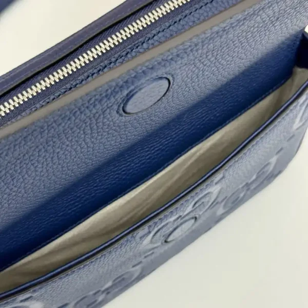 Gucci Jumbo GG Crossbody Blue - Image 9