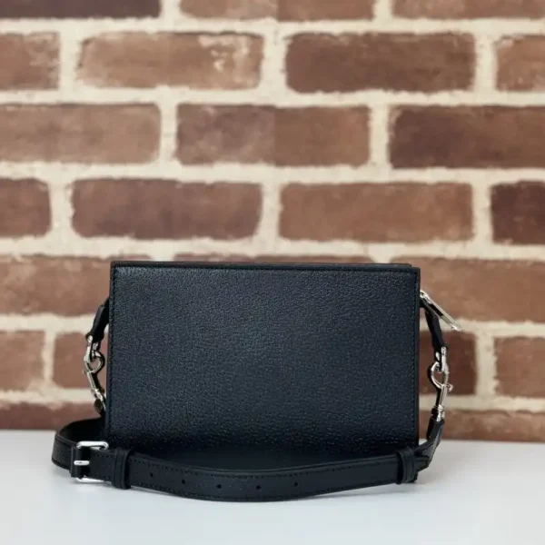 Gucci  Pouch Black - Image 2