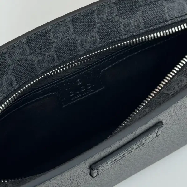 Gucci  Pouch Black - Image 7