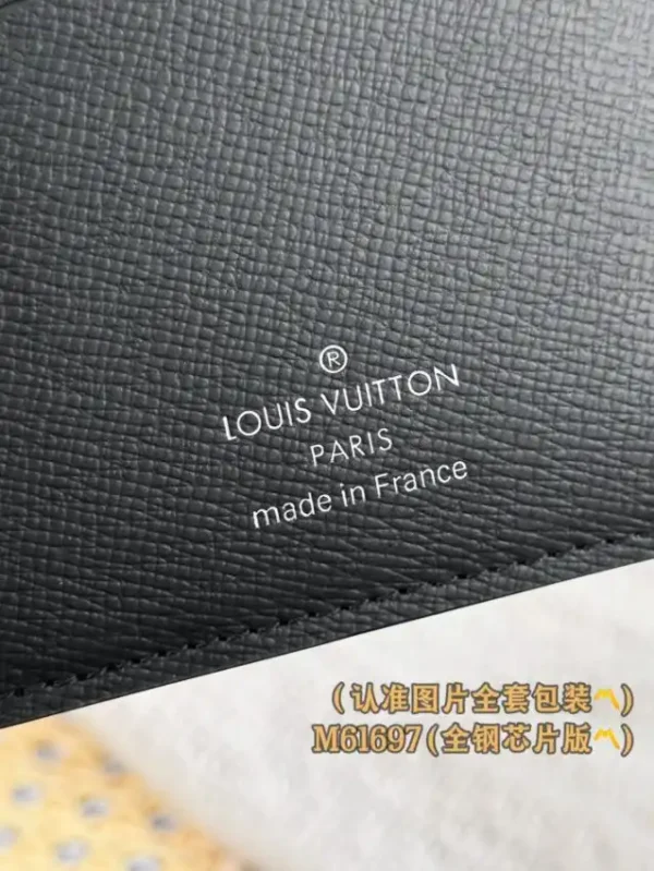 Louis Vuitton Brazza Wallet Black - Image 7