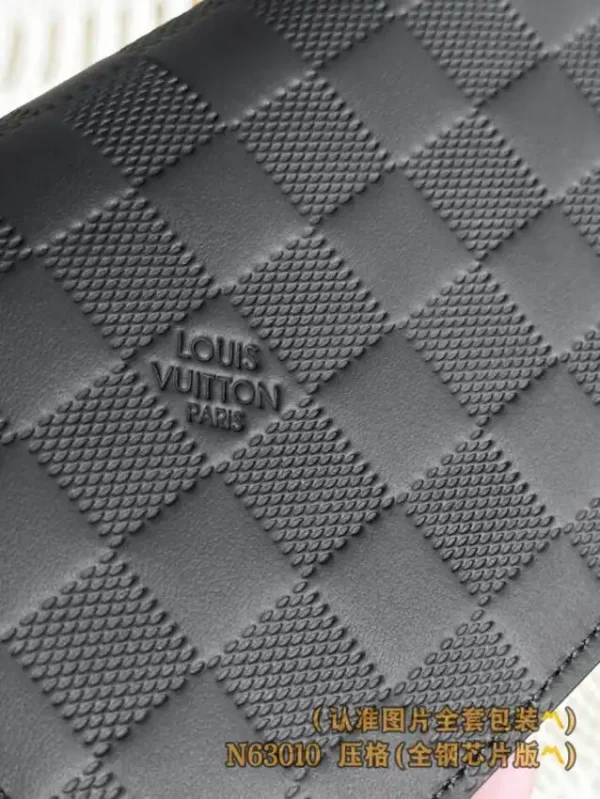 Louis Vuitton Brazza Wallet Black Grid - Image 7