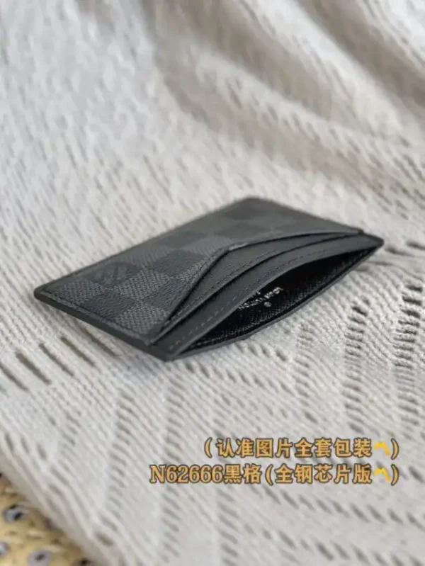 Louis Vuitton Card Holder Black Grid - Image 10