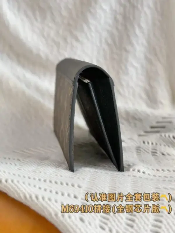 Louis Vuitton Brazza Wallet - Image 4