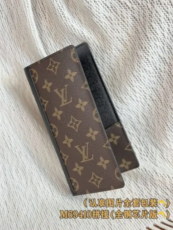 Louis Vuitton Brazza Wallet - Image 8